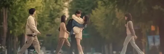 JTBC 韓劇《依然閃亮》EP2 延泰瑞與牟恩雅重逢場景劇照