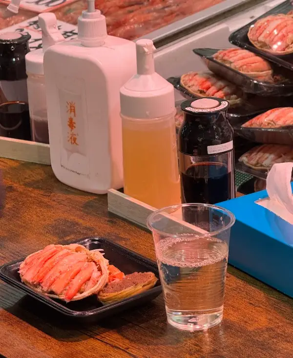 近江町市場 蟹面海鮮攤 現買現吃配清酒