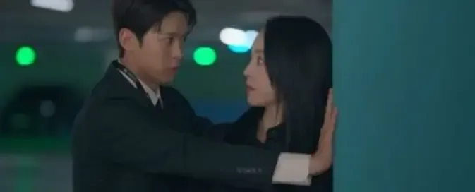 《秘戀稽核中》EP2 朱仁雅與盧基準地下停車場潛伏調查